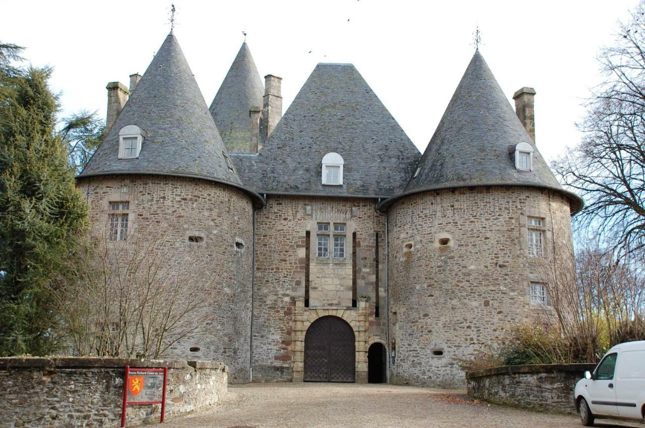 Maison Lyre, Pompadour Hotell Arnac-Pompadour Exteriör bild