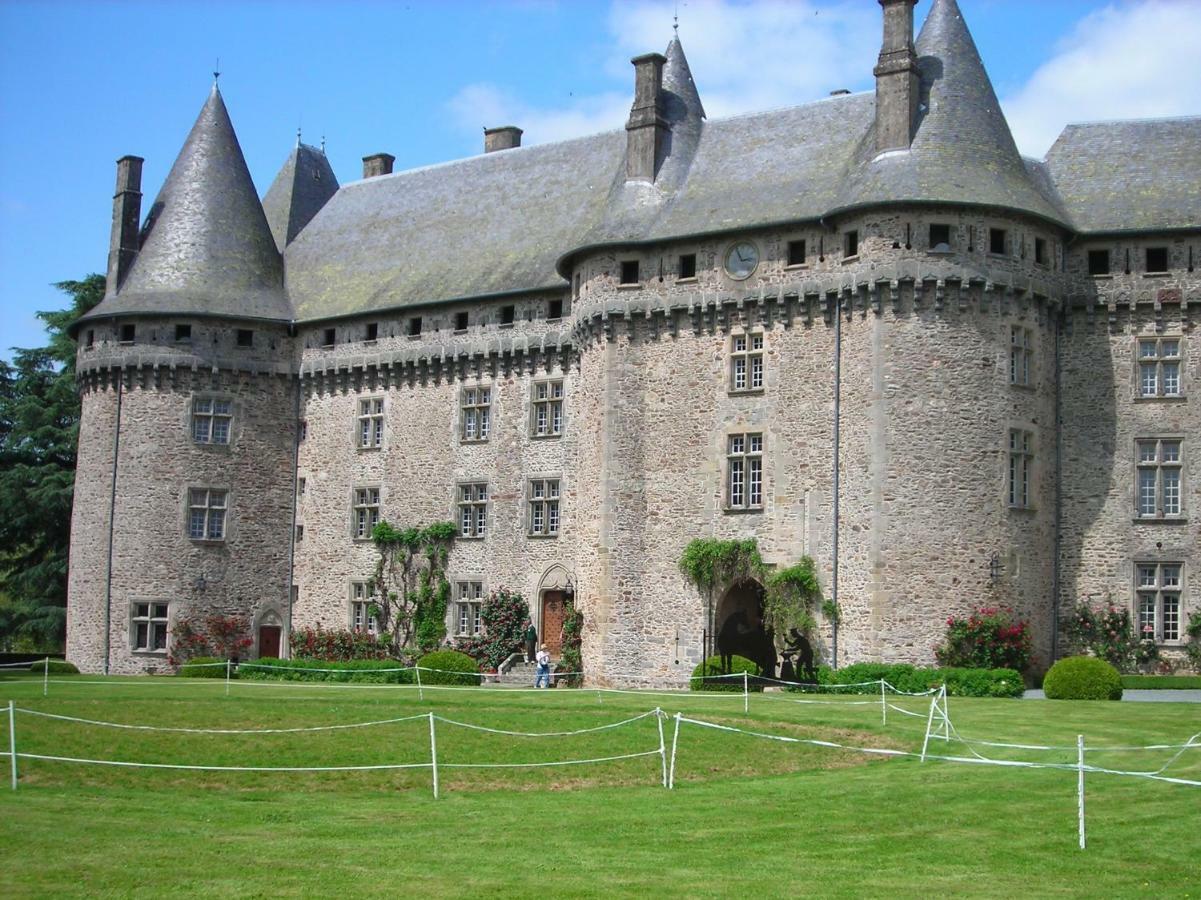 Maison Lyre, Pompadour Hotell Arnac-Pompadour Exteriör bild